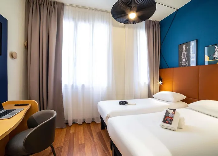 Ibis Paris Ornano Montmartre Nord 18Eme Hotel